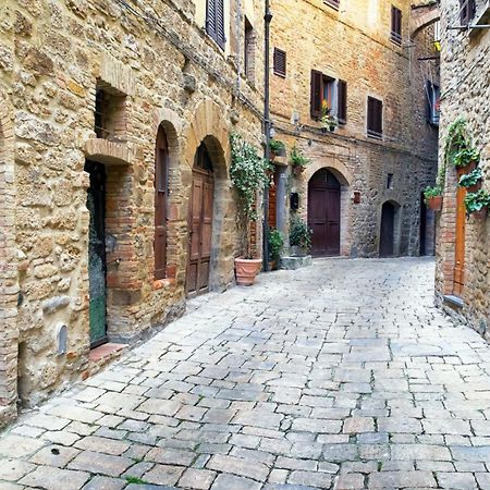 Il Chiostro Appartamenti & Suites Suvereto Exterior photo