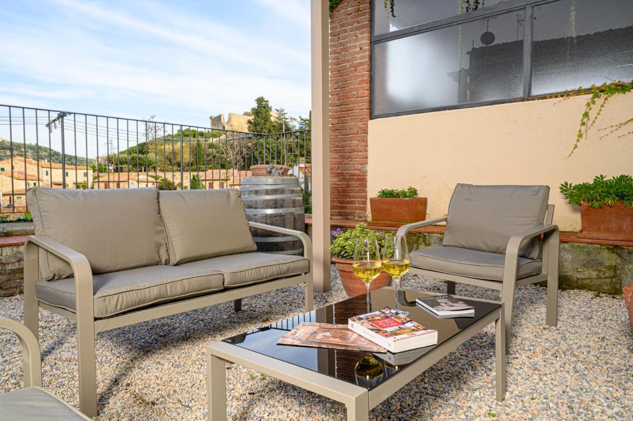 Il Chiostro Appartamenti & Suites Suvereto Exterior photo