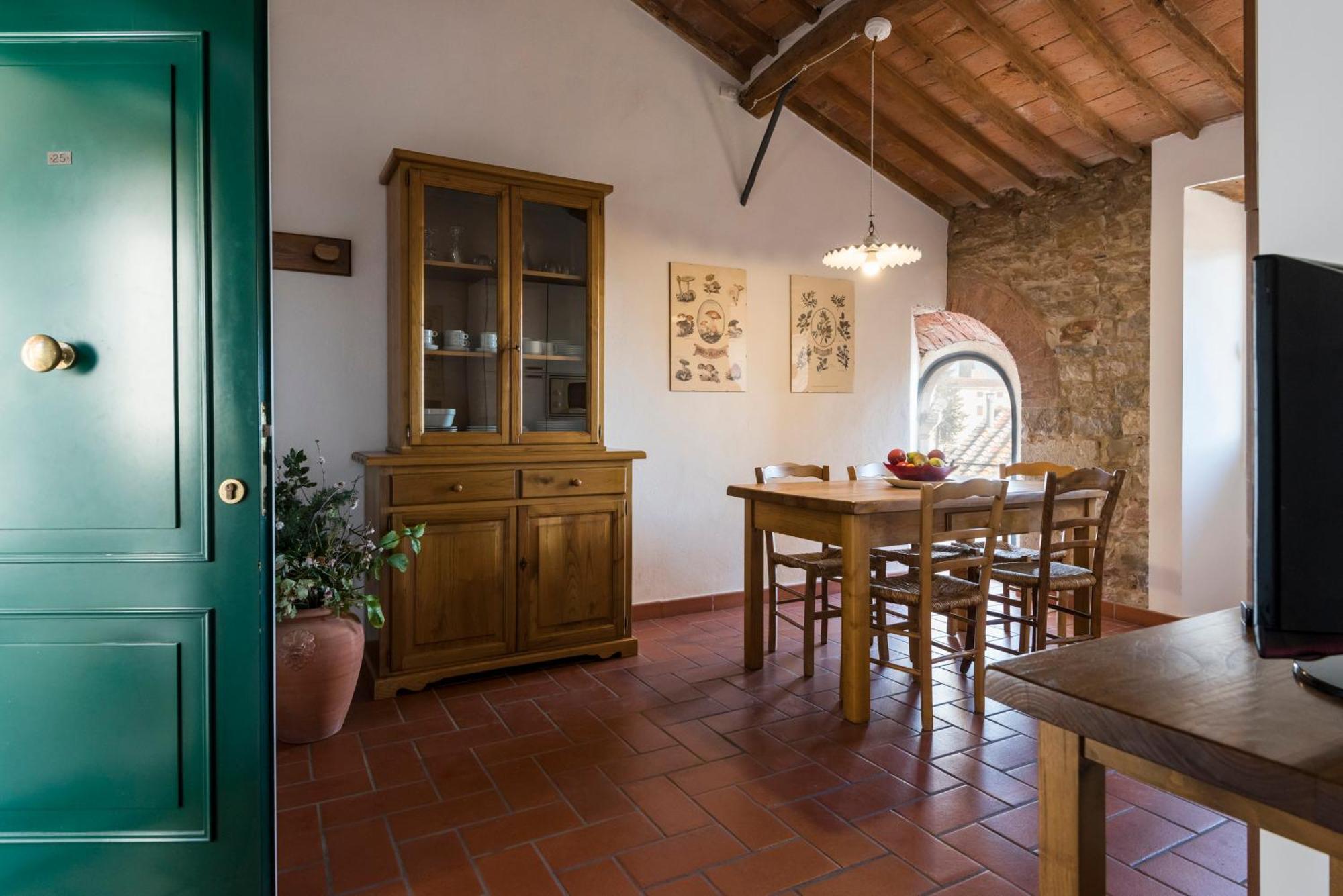 Il Chiostro Appartamenti & Suites Suvereto Exterior photo