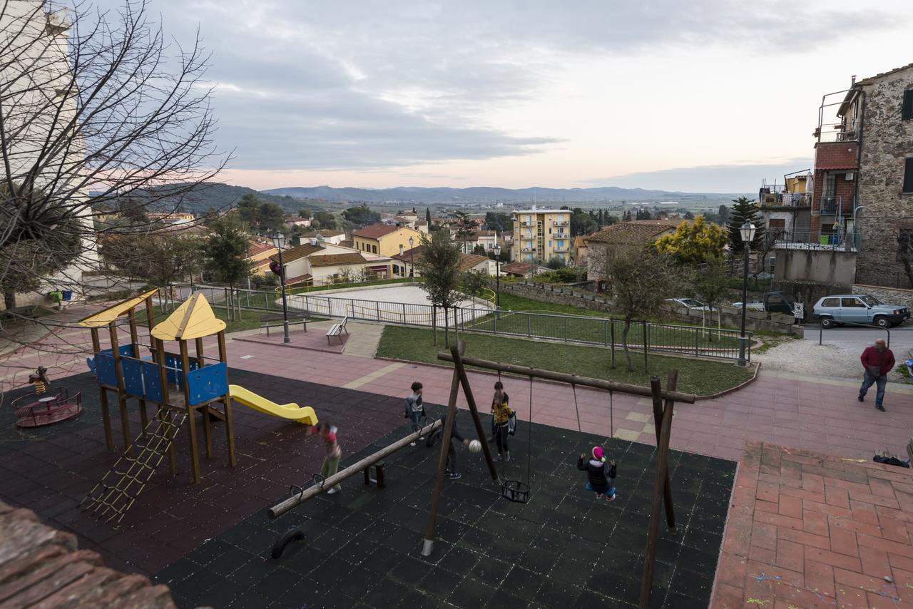 Il Chiostro Appartamenti & Suites Suvereto Exterior photo